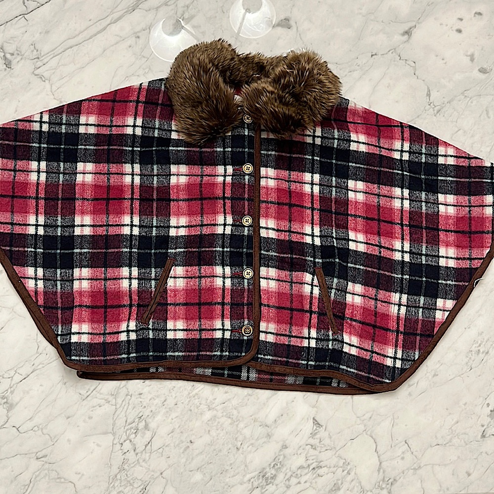 JANIE AND JACK - NWOT Girls Burgundy Plaid Faux Fur-Collar Cape - Size: 5-6